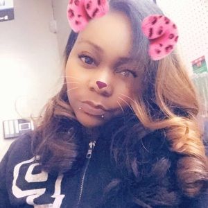 Meet your Posher, Johnice